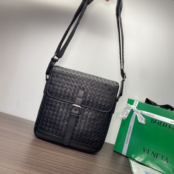 ボッテガヴェネタバッグ着用イメージ